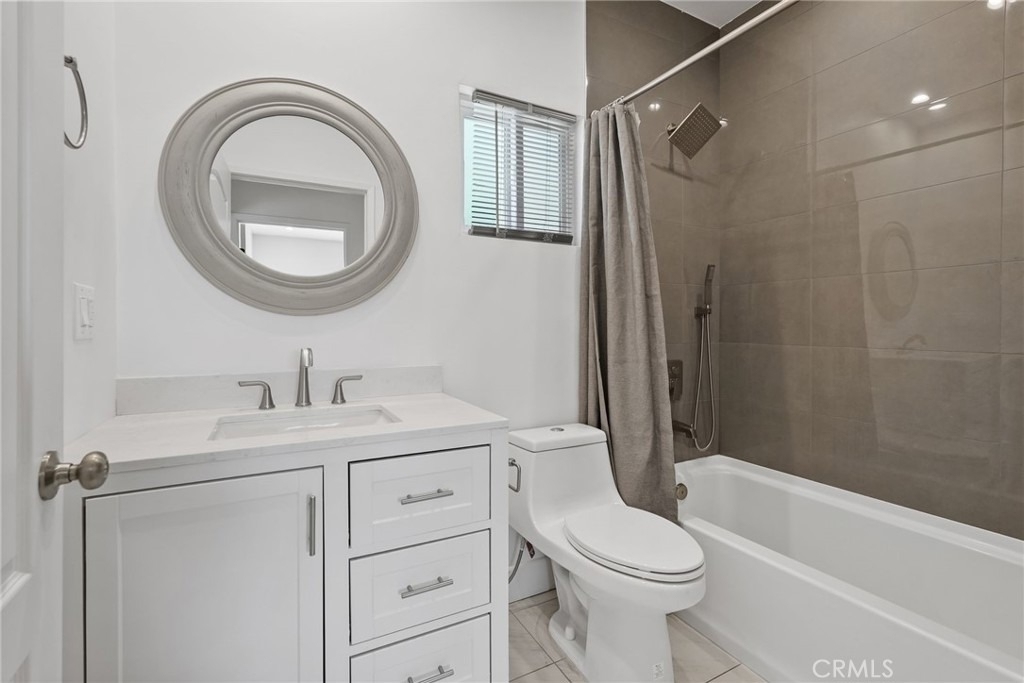 16507 San Fernando Mission Boulevard - Photo 22