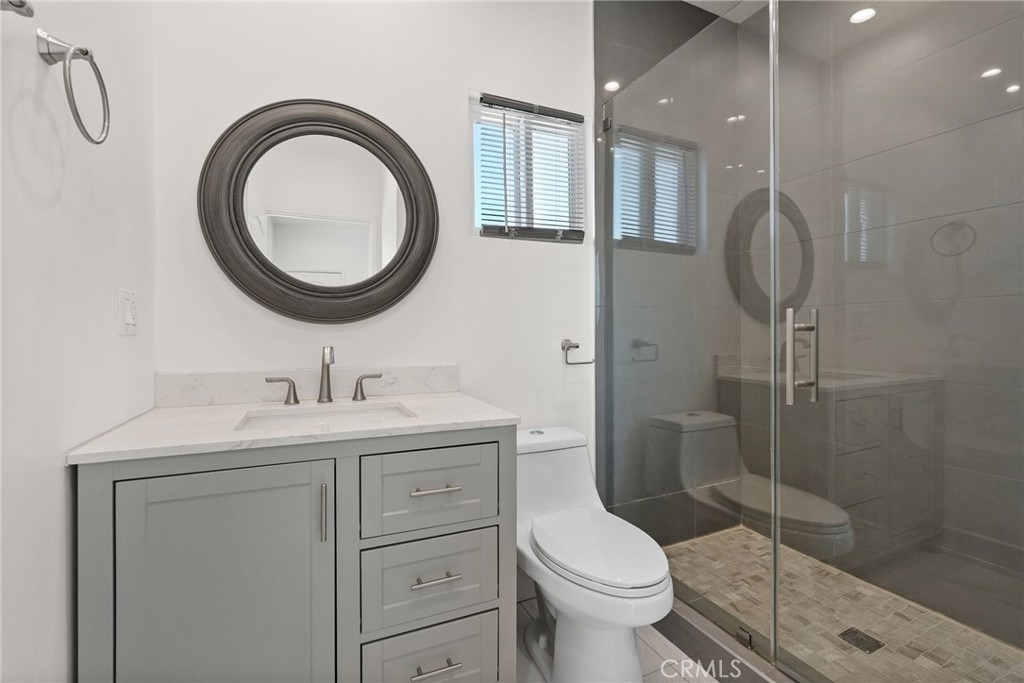 16507 San Fernando Mission Boulevard - Photo 18