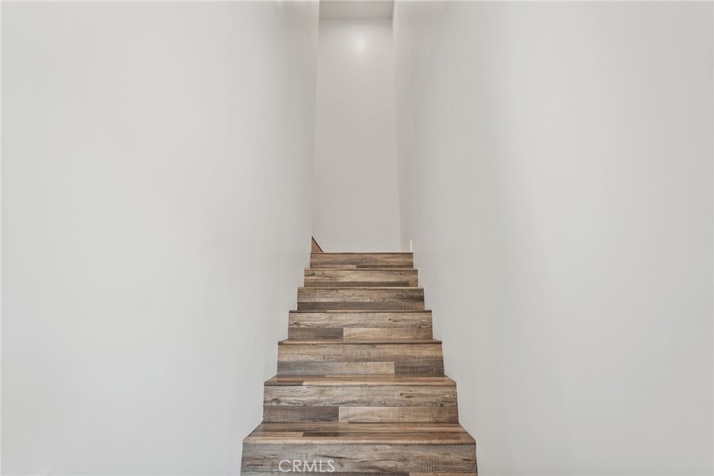 16507 San Fernando Mission Boulevard - Photo 13
