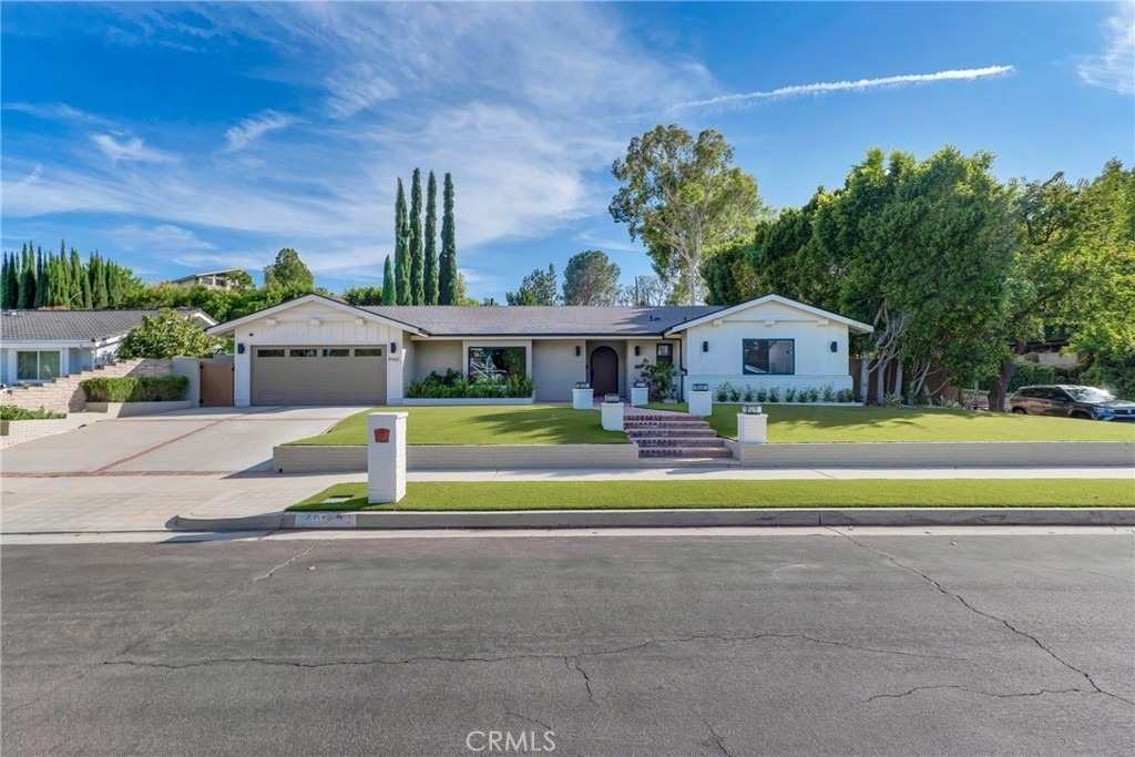 19160 Olympia Street - Photo 0