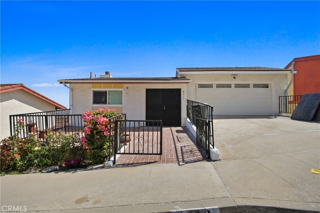 4217 Mesa - Photo 0