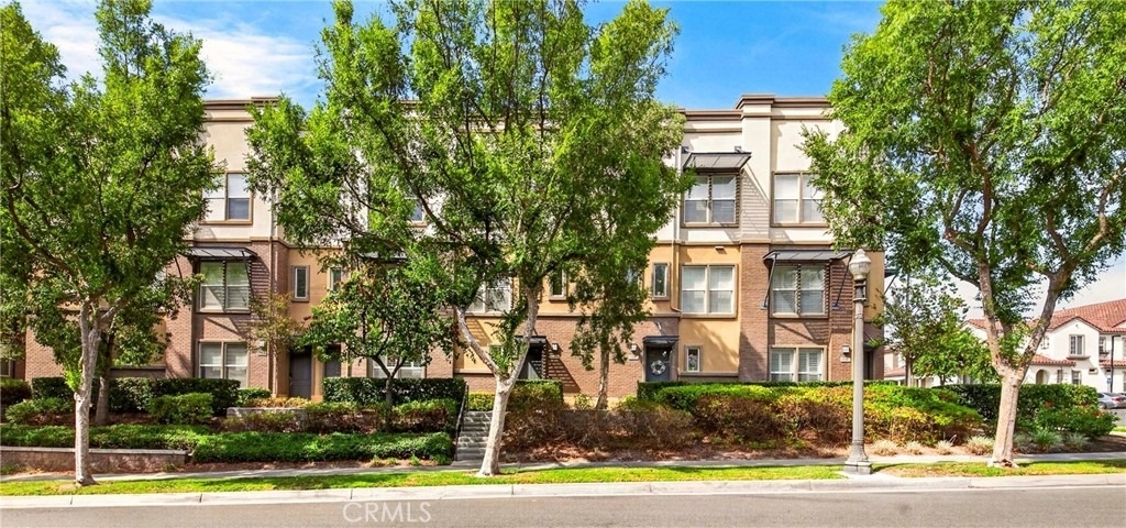 2256 Clark - Photo 0