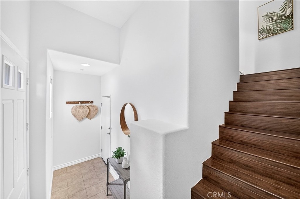 2256 Clark - Photo 5