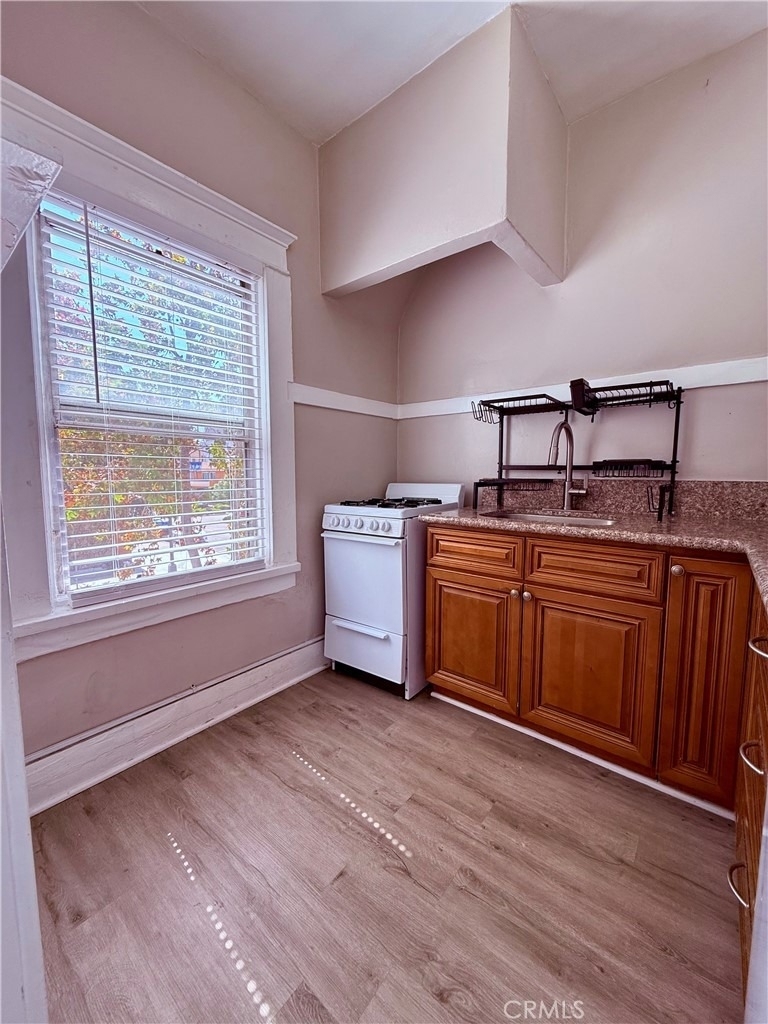 406 Linden Avenue - Photo 6