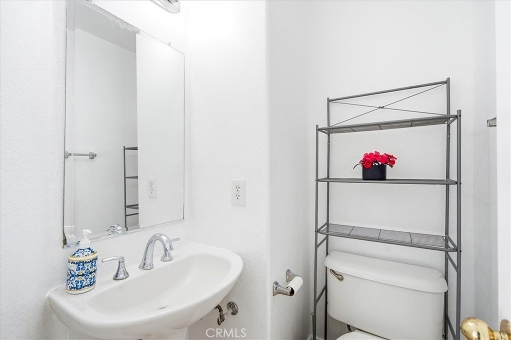 1473 Holcomb - Photo 11