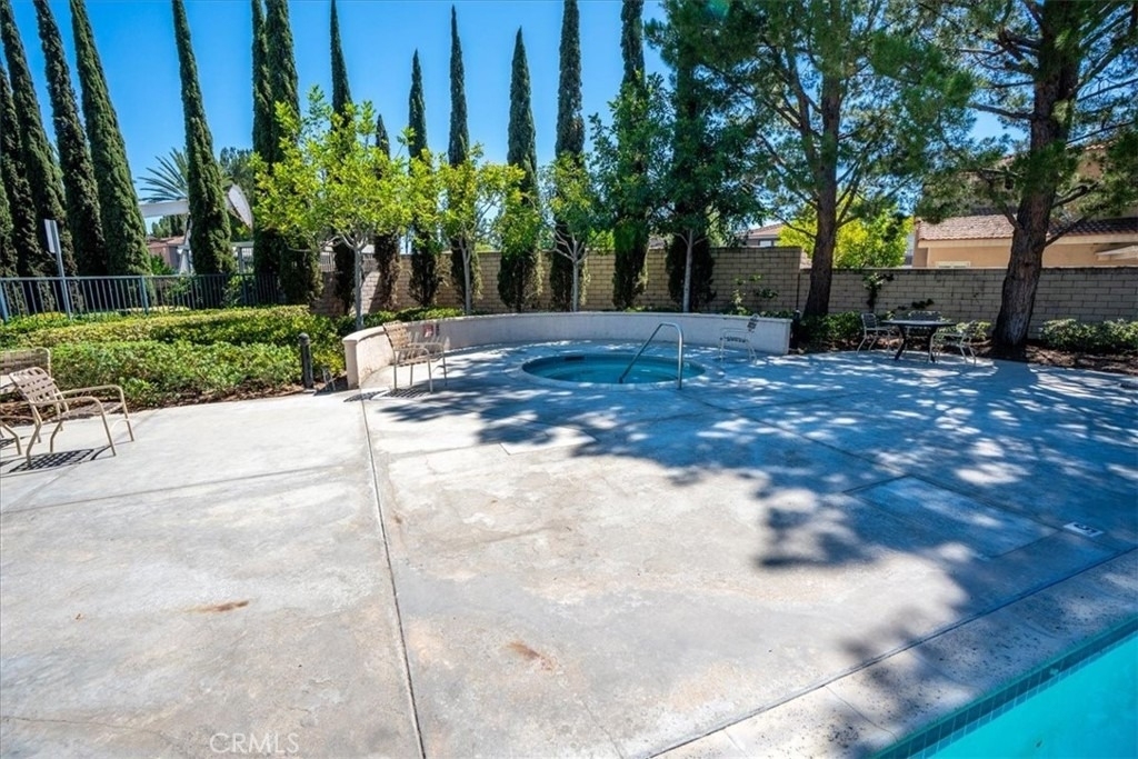 1473 Holcomb - Photo 38