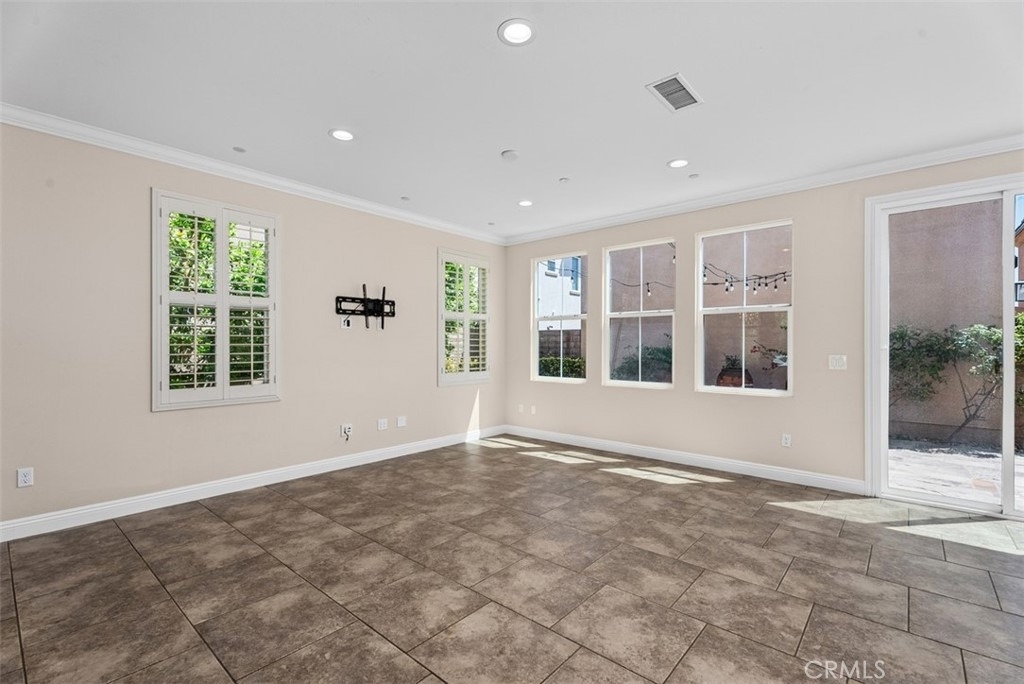 2992 E Coalinga - Photo 3