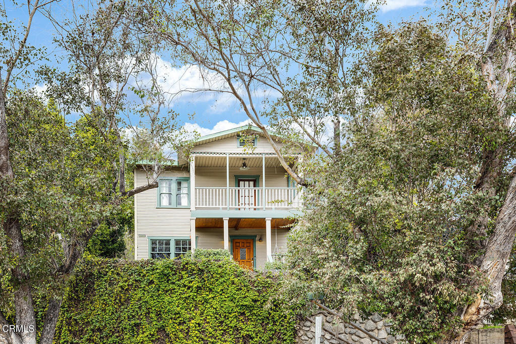 4195 York Boulevard - Photo 0