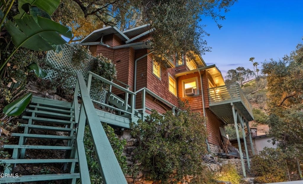 2026 Laurel Canyon Boulevard - Photo 9