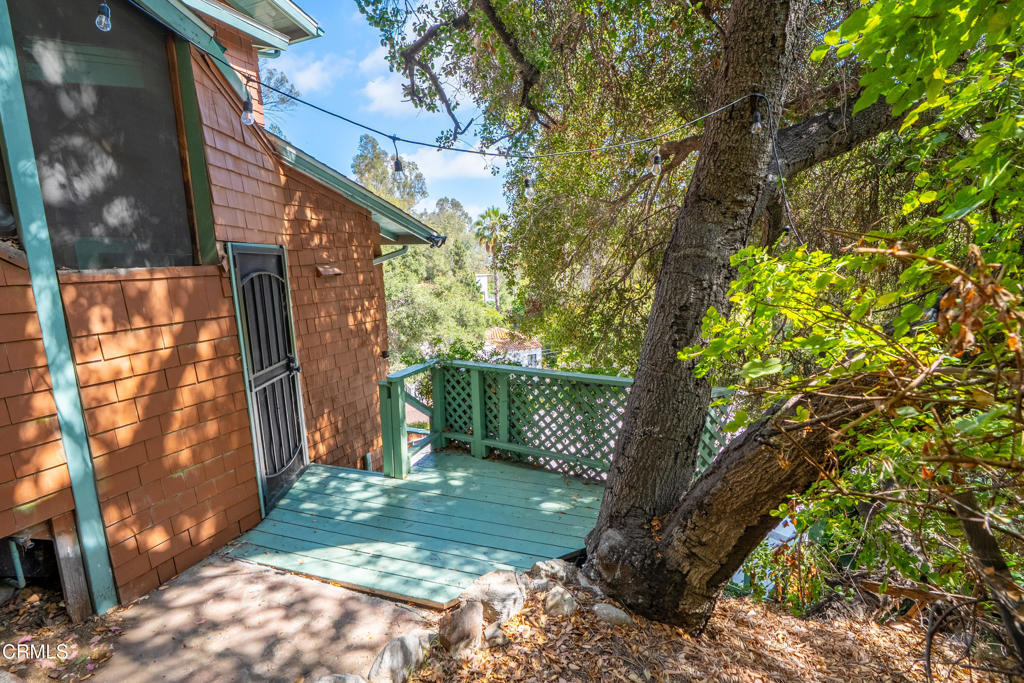 2026 Laurel Canyon Boulevard - Photo 1