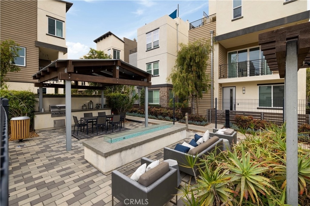 2138 Bella Court - Photo 32