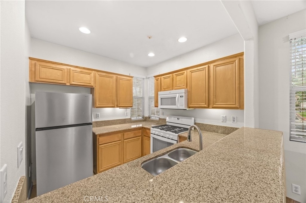 15 Ballard - Photo 12