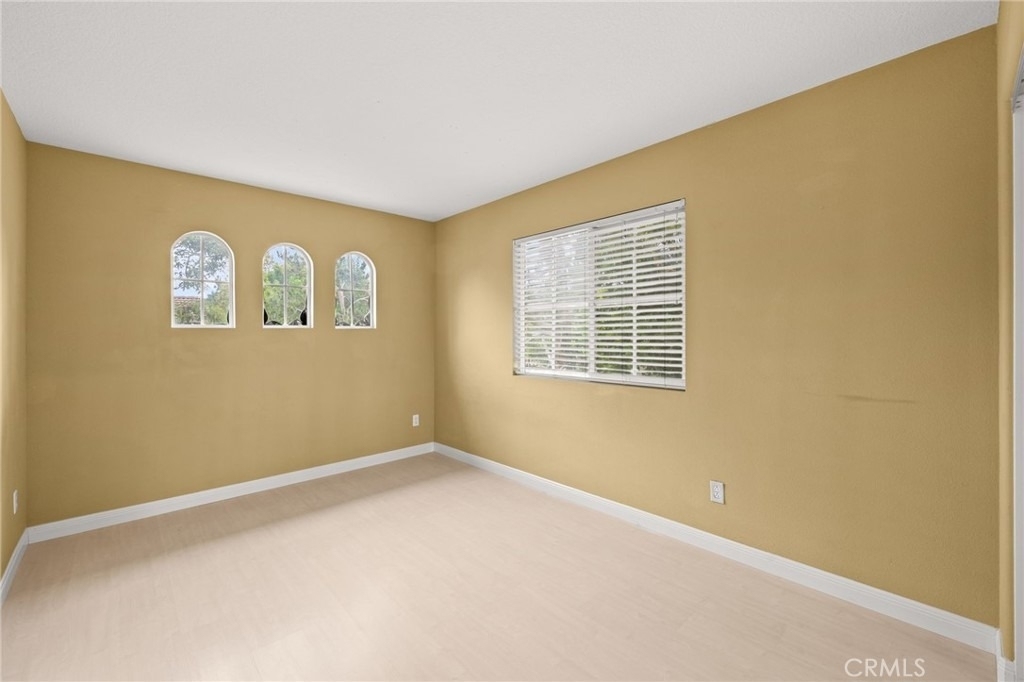 15 Ballard - Photo 22