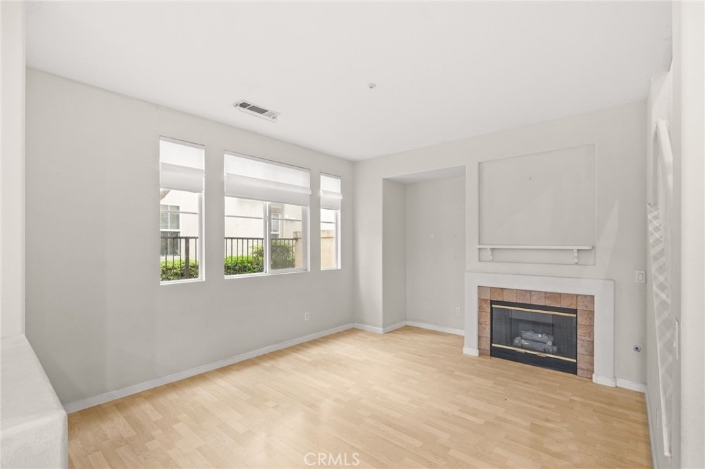 15 Ballard - Photo 4