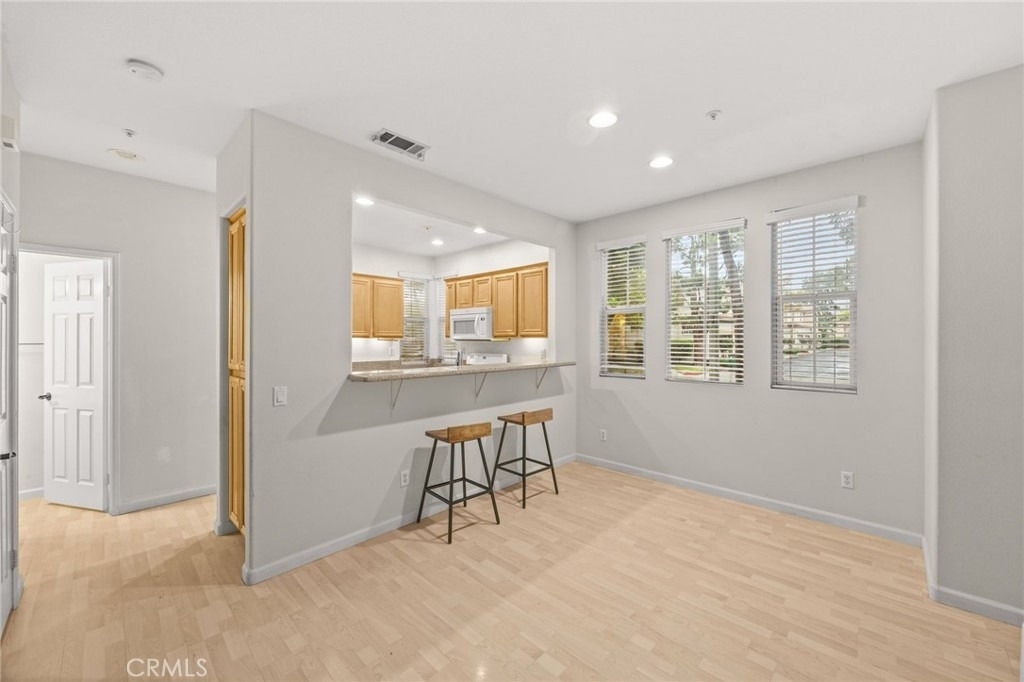 15 Ballard - Photo 9