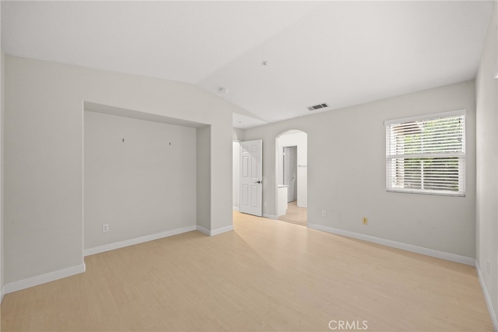 15 Ballard - Photo 16