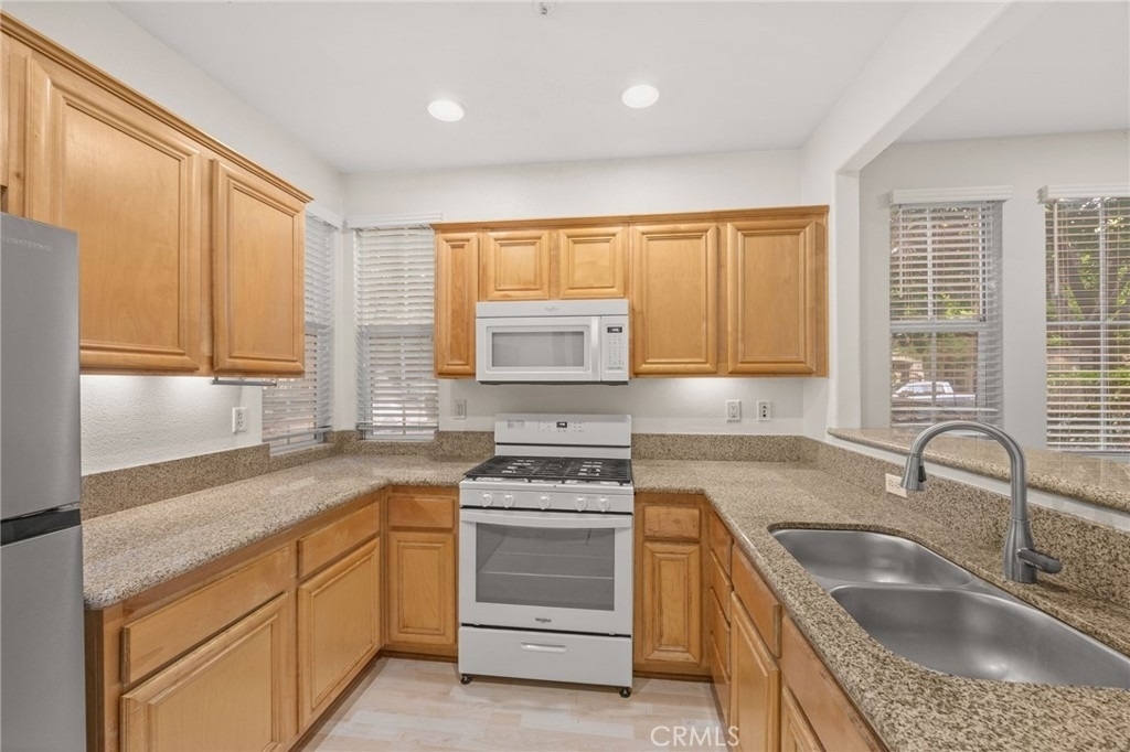 15 Ballard - Photo 10