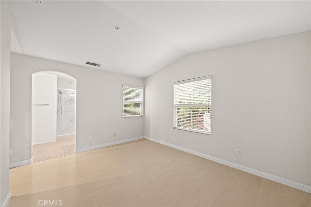 15 Ballard - Photo 17
