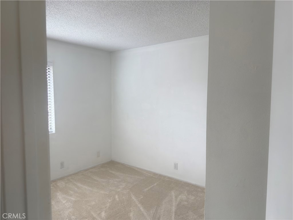 13 Eastmont - Photo 16