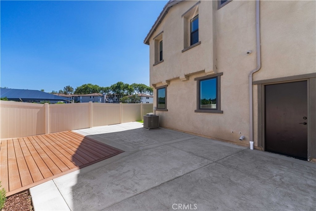 3167 Morningfield Dr - Photo 18