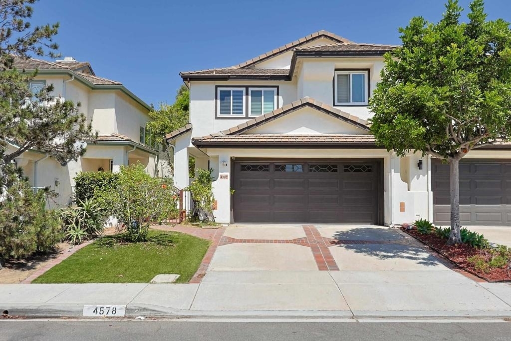 4578 Da Vinci Street - Photo 0