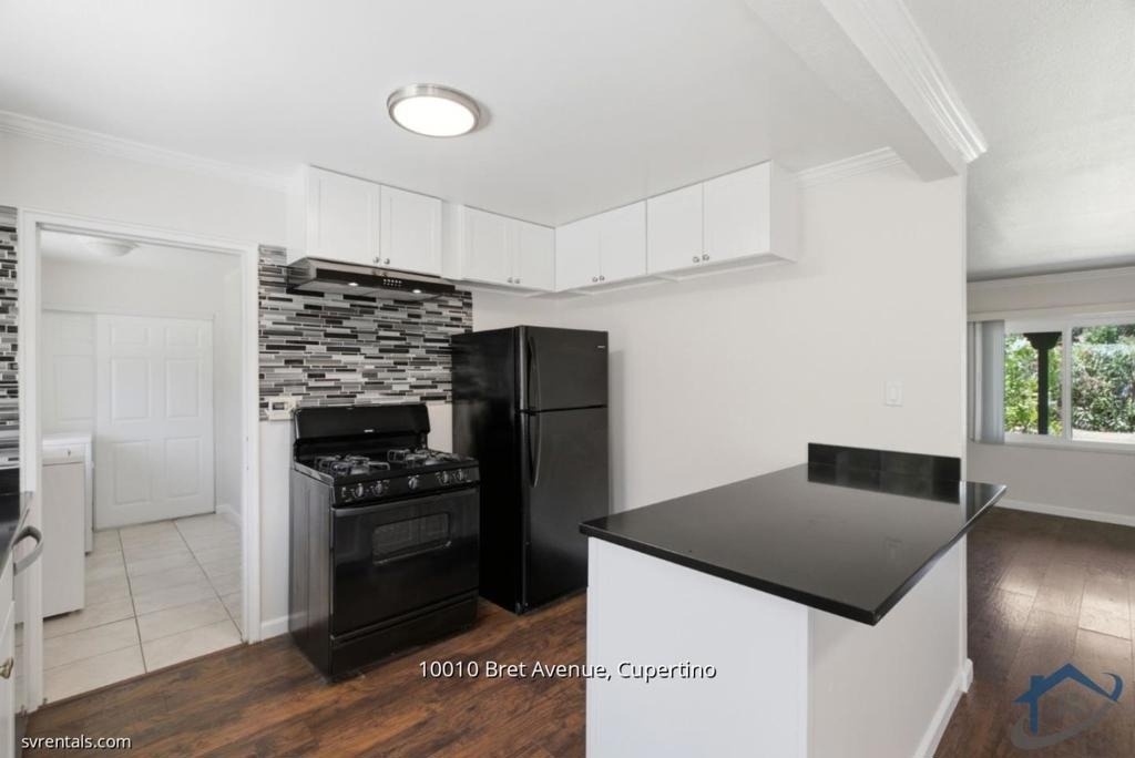 10010 Bret Avenue - Photo 2