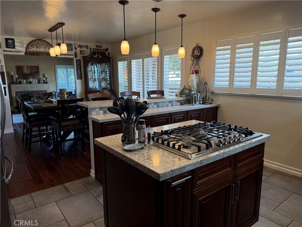 2210 Rockway - Photo 6