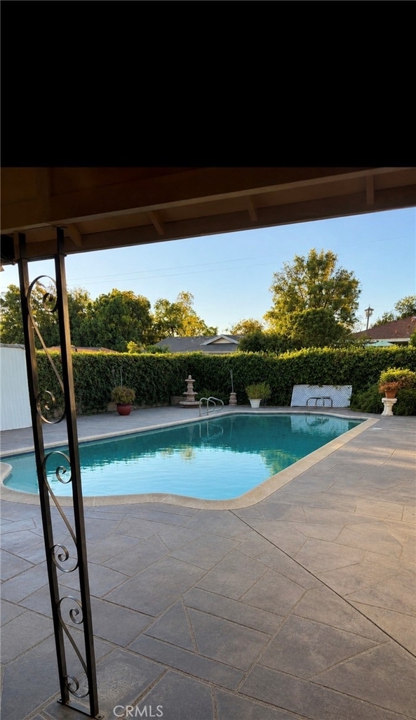 1753 N San Antonio - Photo 1