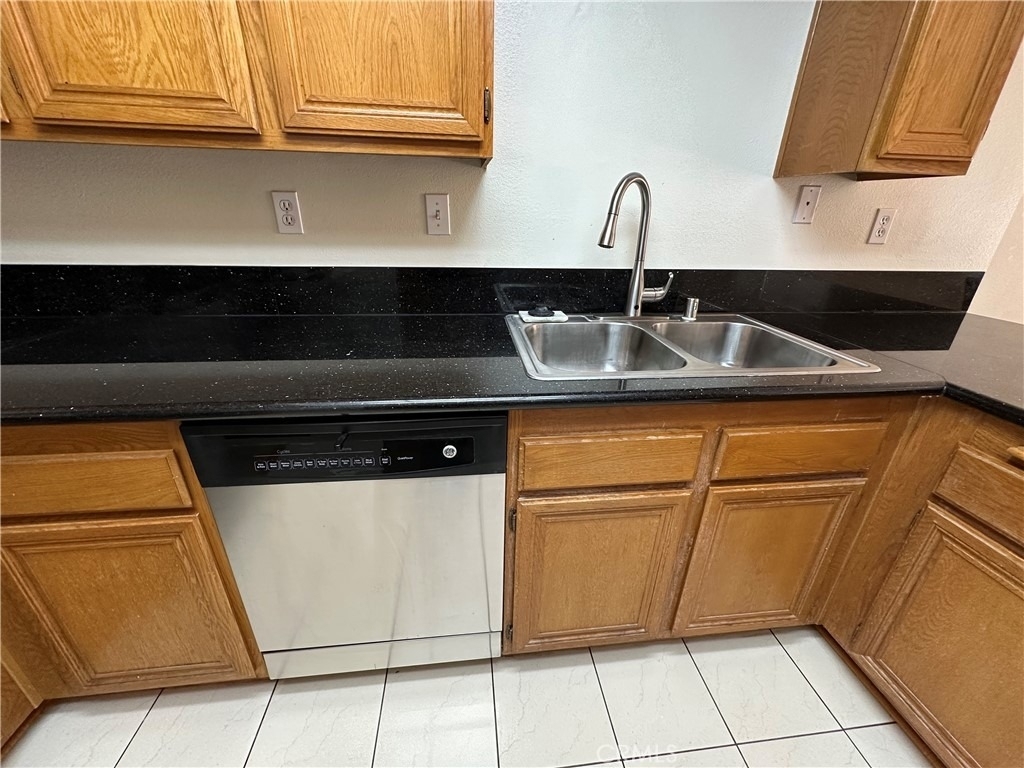 14748 Moon Crest - Photo 30