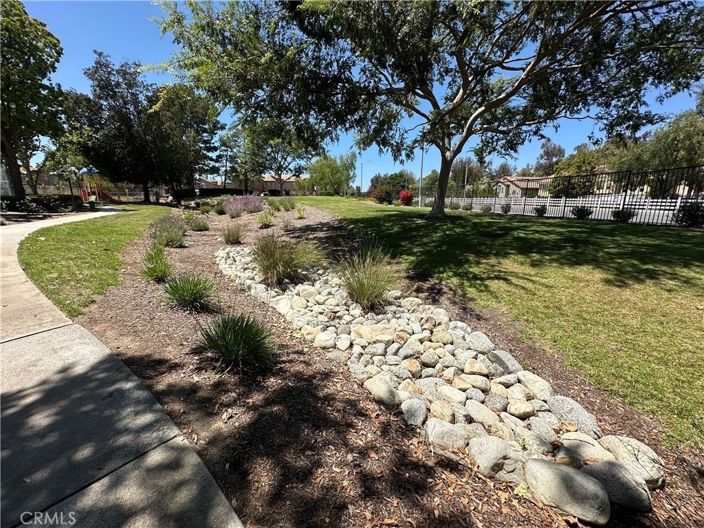 14748 Moon Crest - Photo 35