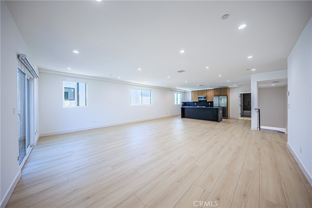 1021 S. Citrus Avenue - Photo 11