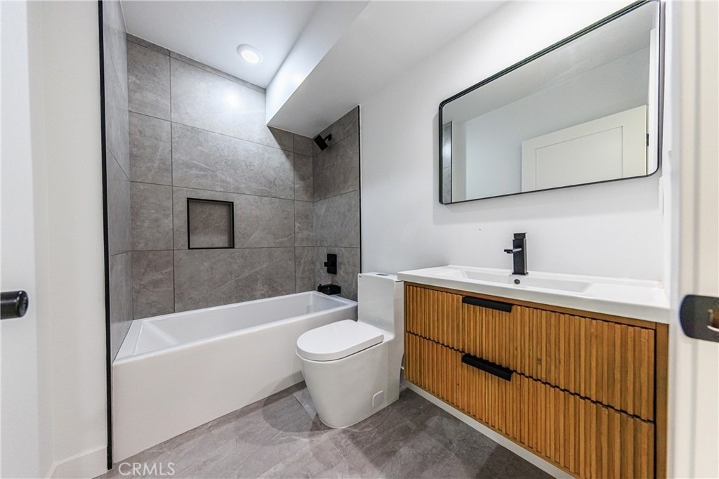 1021 S. Citrus Avenue - Photo 32
