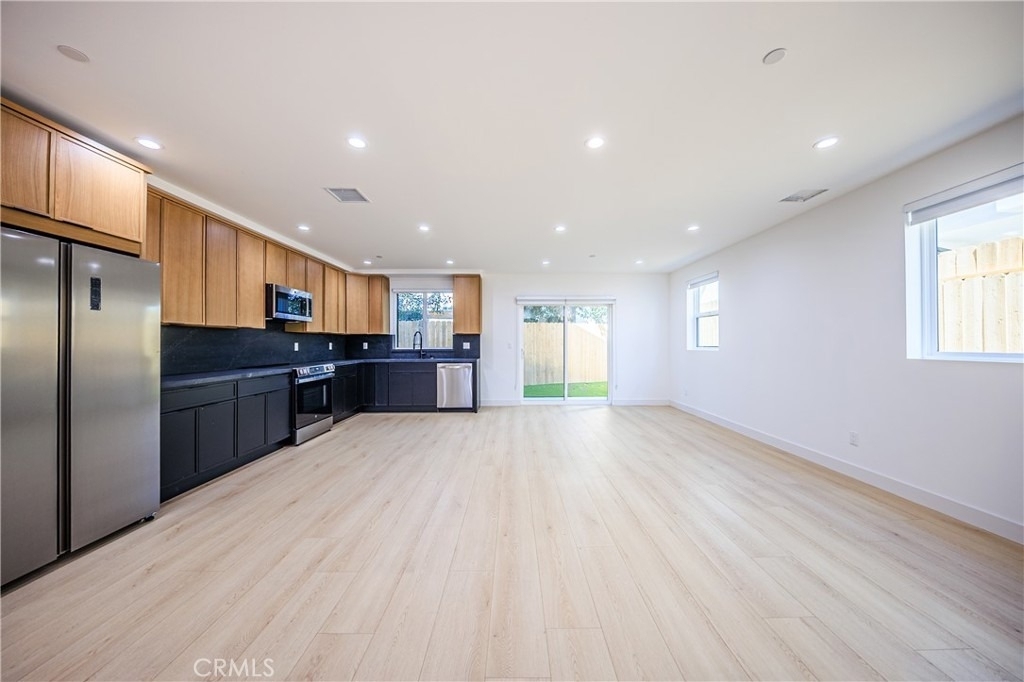1021 S. Citrus Avenue - Photo 16