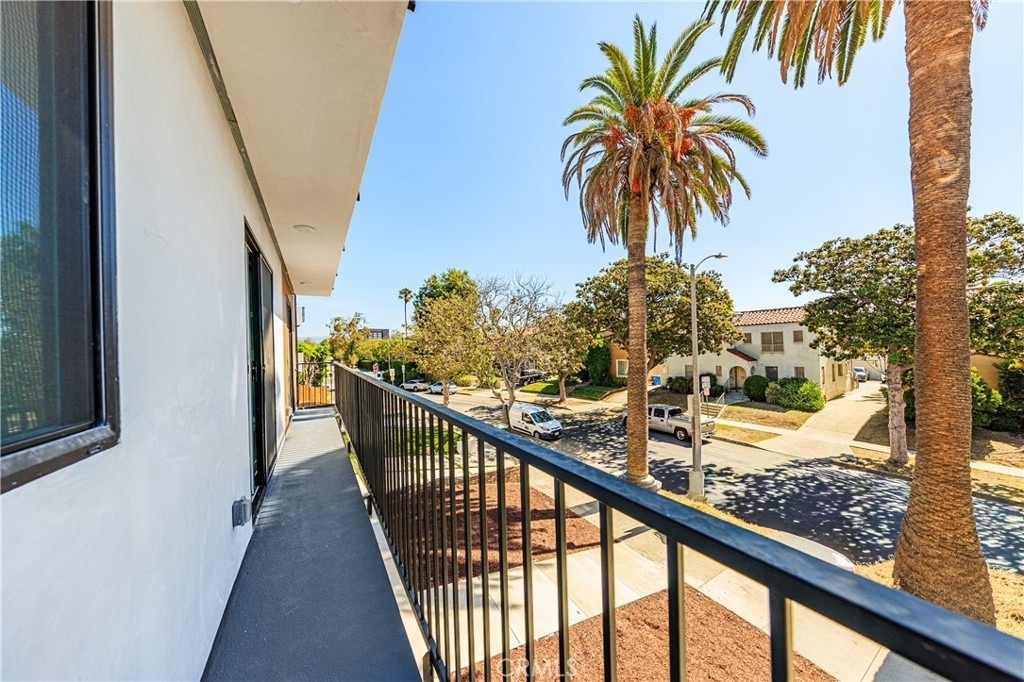 1021 S. Citrus Avenue - Photo 23