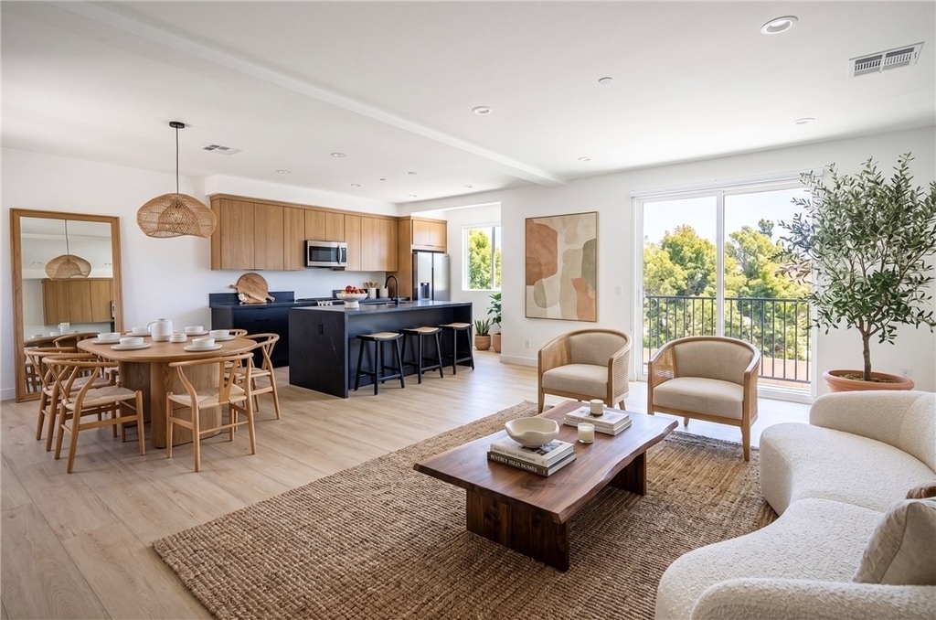 1021 S. Citrus Avenue - Photo 7