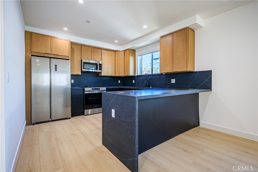 1021 S. Citrus Avenue - Photo 15