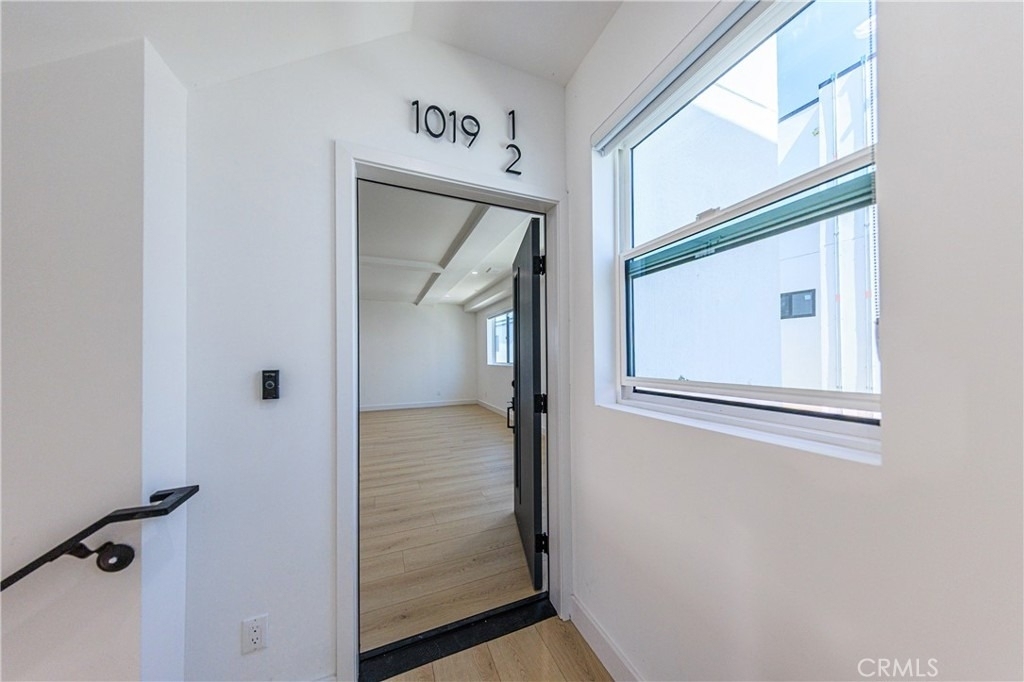 1021 S. Citrus Avenue - Photo 8