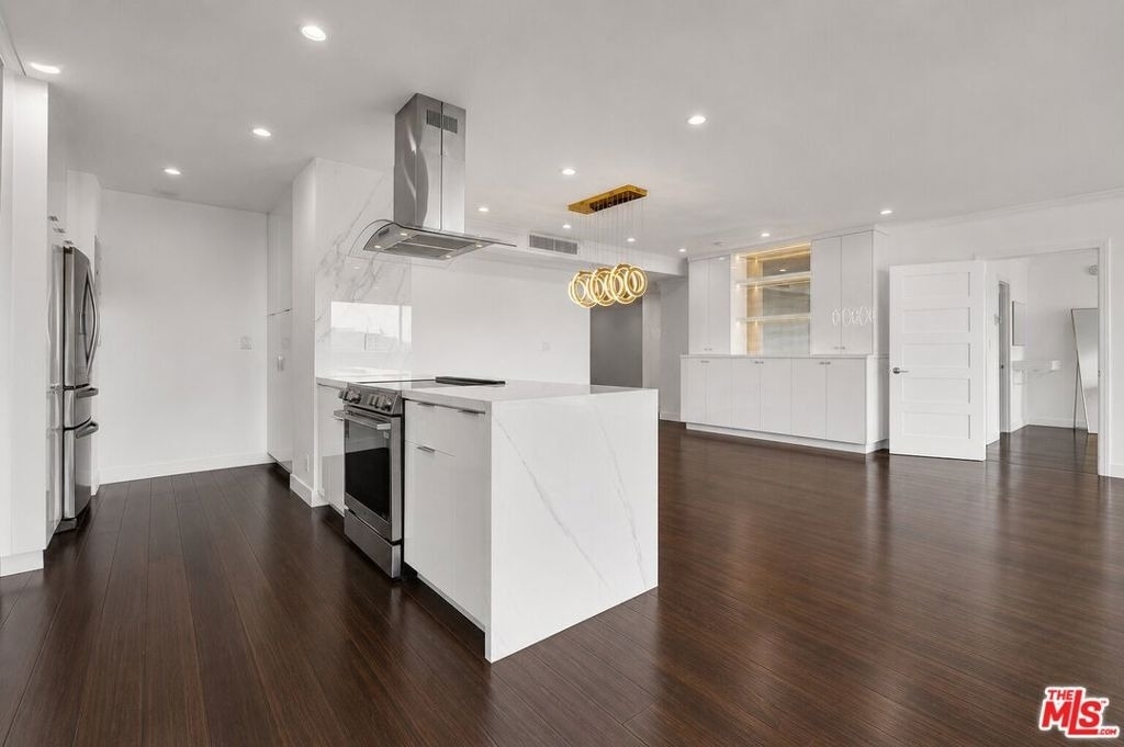 865 Comstock Avenue - Photo 9