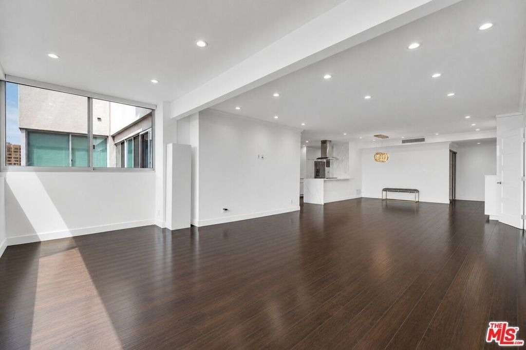 865 Comstock Avenue - Photo 13