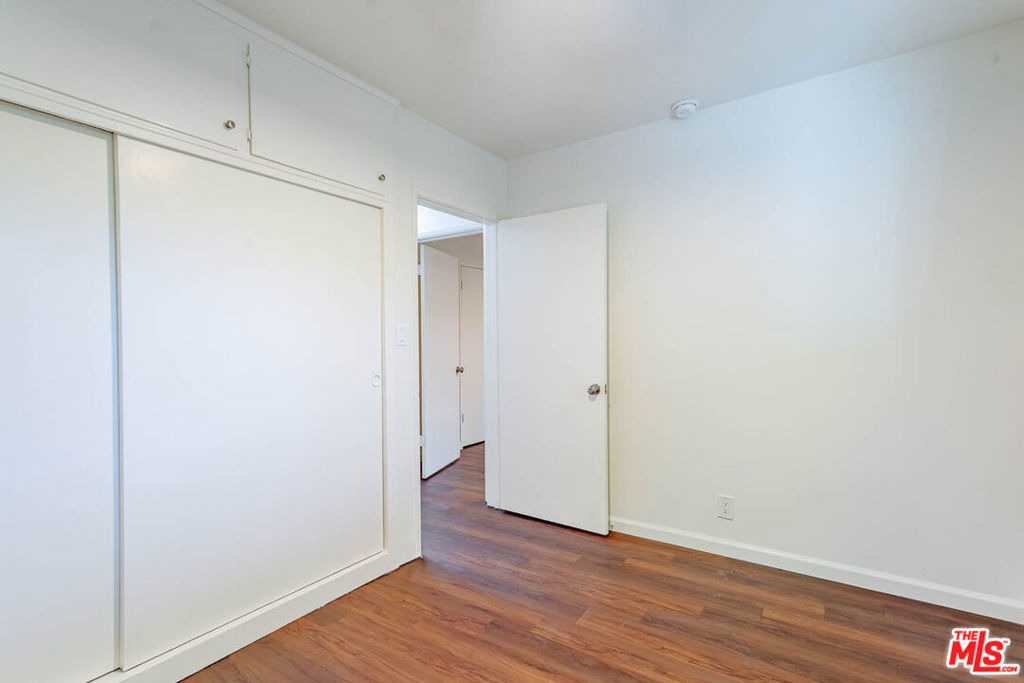 11749 Riverside Drive - Photo 16