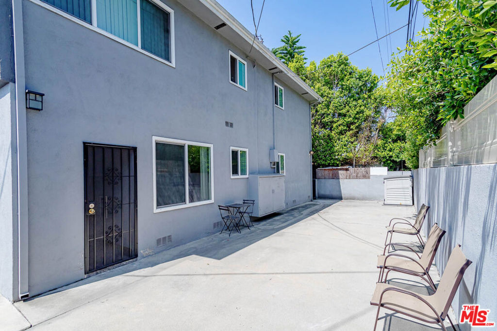 11749 Riverside Drive - Photo 20