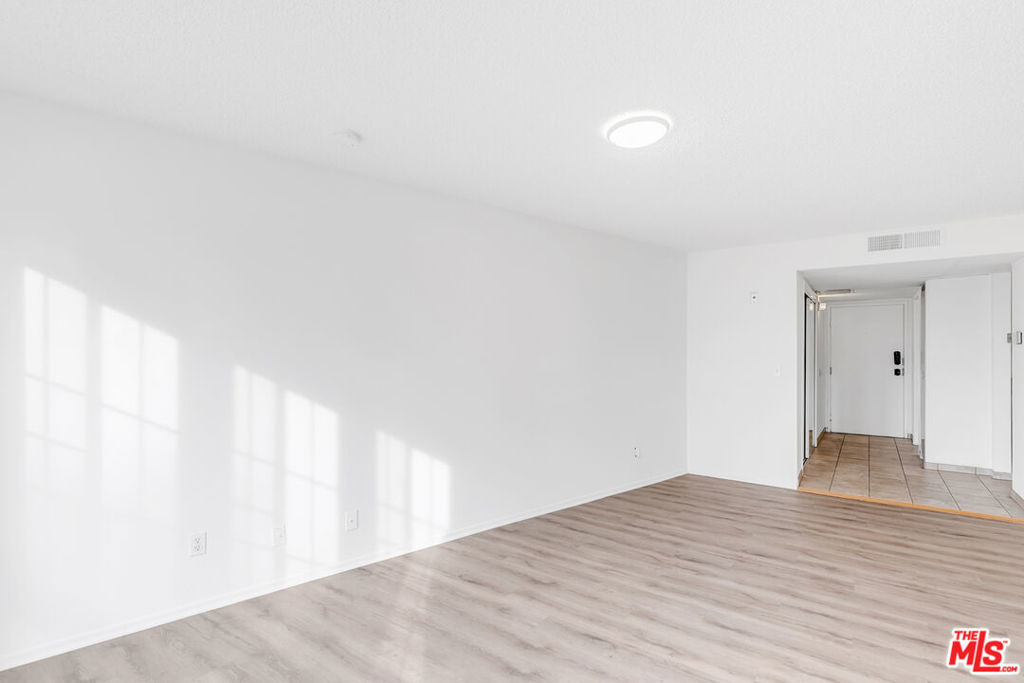 3600 Bagley Avenue - Photo 2