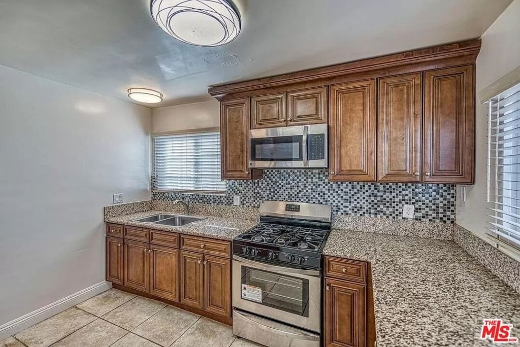 1588 1/2 W 36th Street - Photo 9
