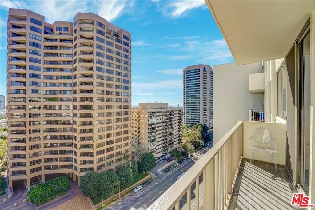 10433 Wilshire Boulevard - Photo 12