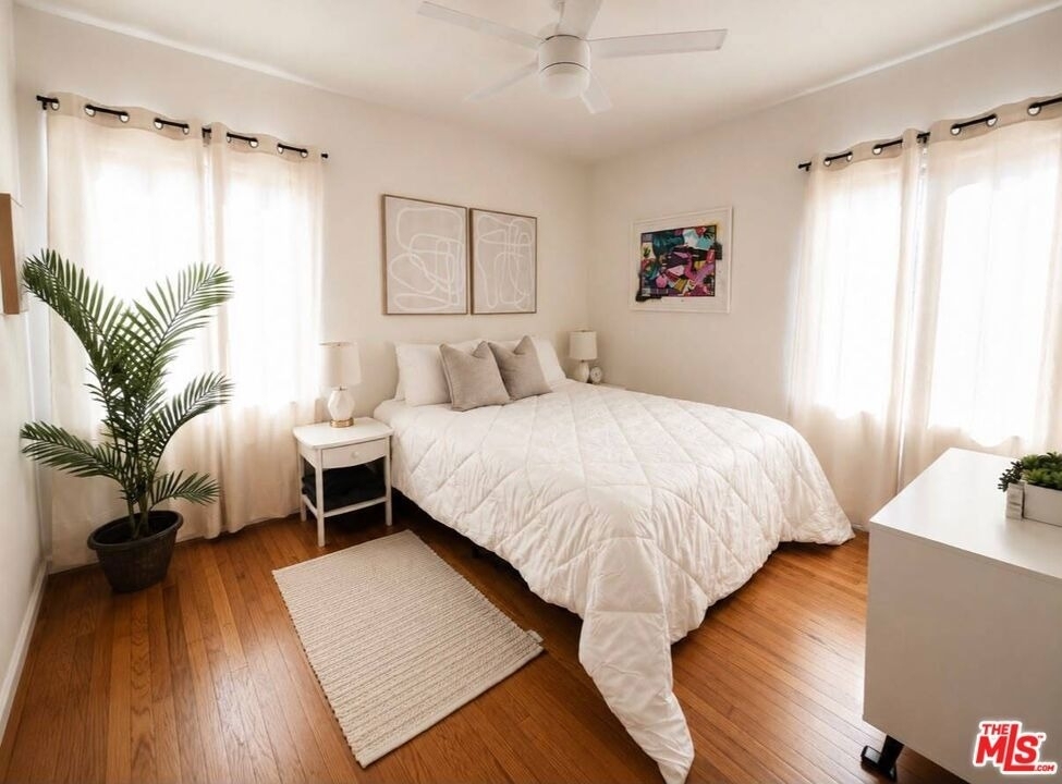 17228 Vanowen Street - Photo 5