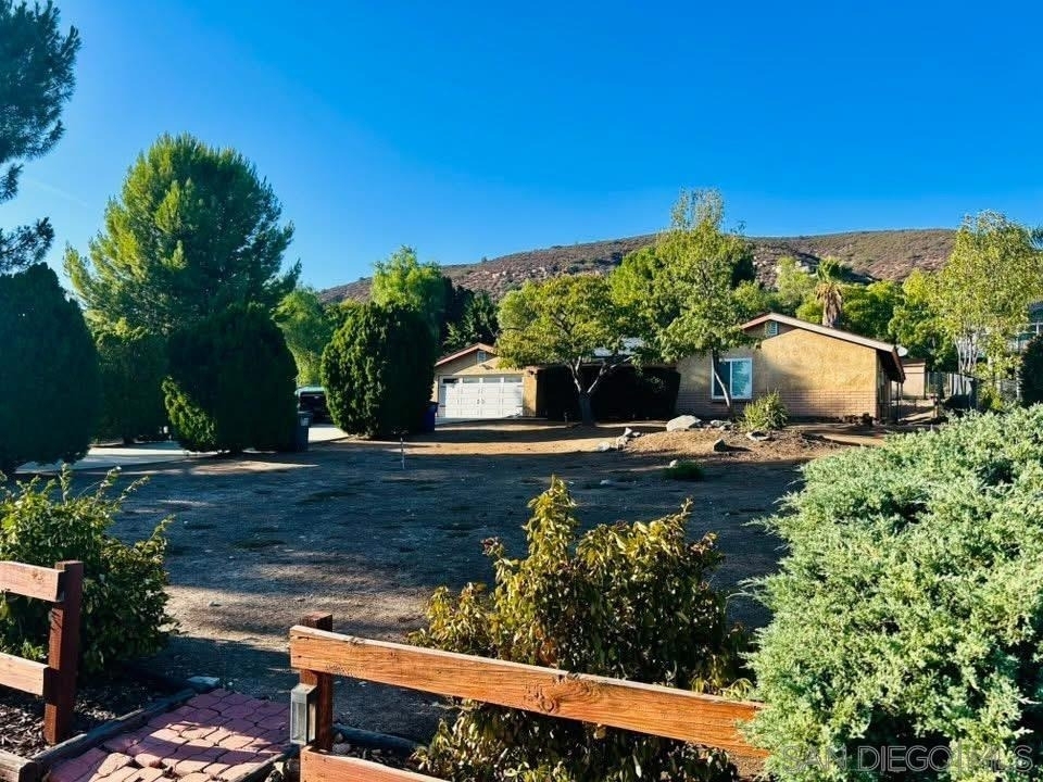 24402 Ysidro Drive - Photo 2