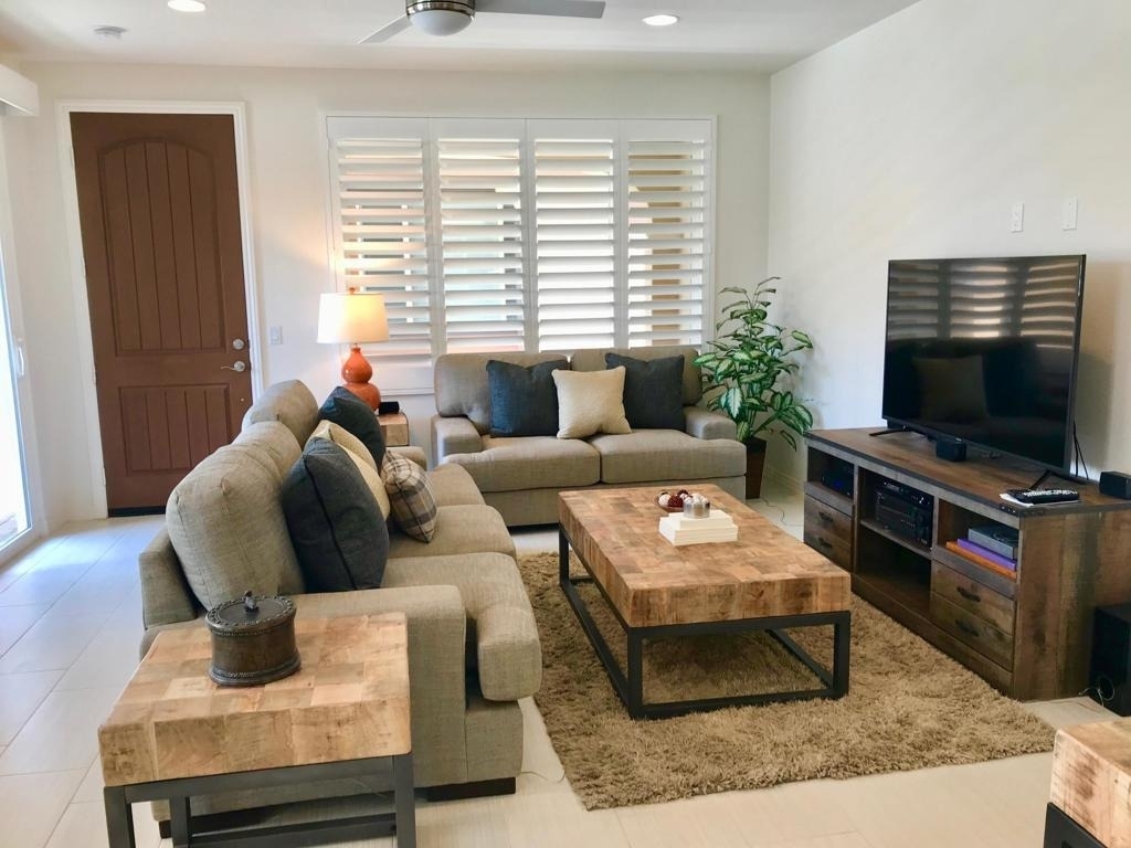 52439 Hawthorn Court - Photo 1