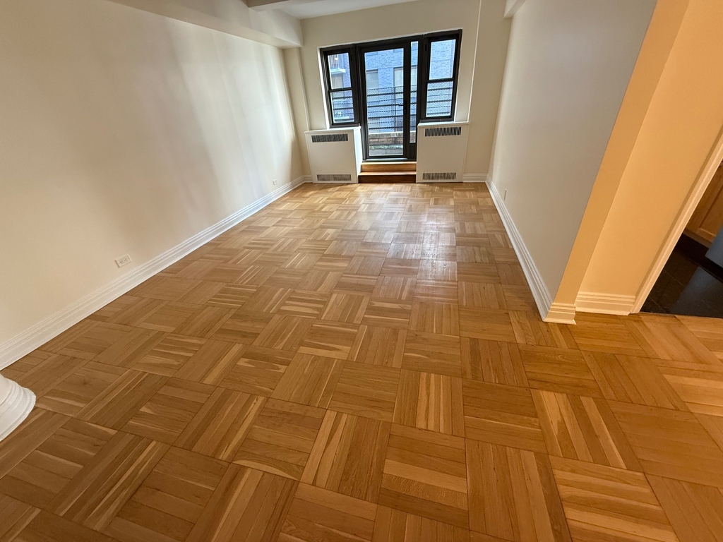 141 East 56th Street - Photo 1