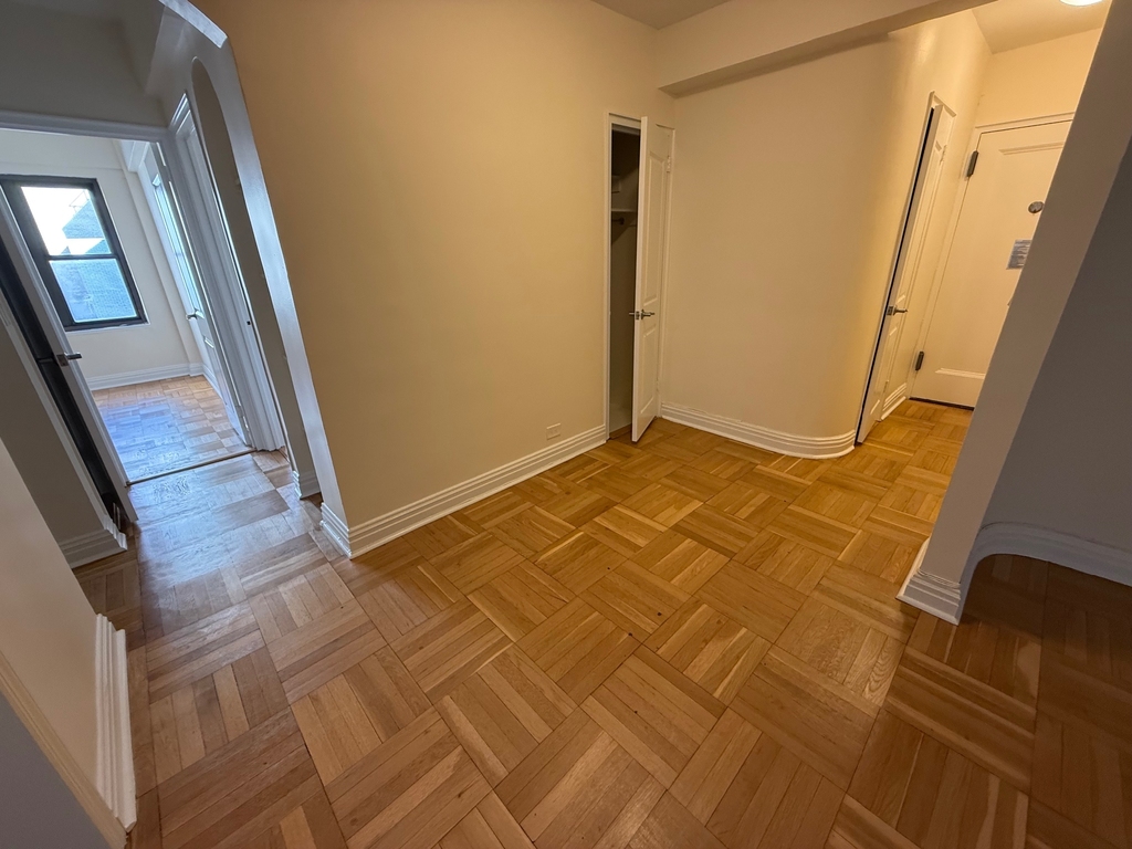 141 East 56th Street - Photo 3