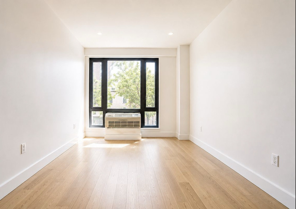 4th Avenue - Photo 3